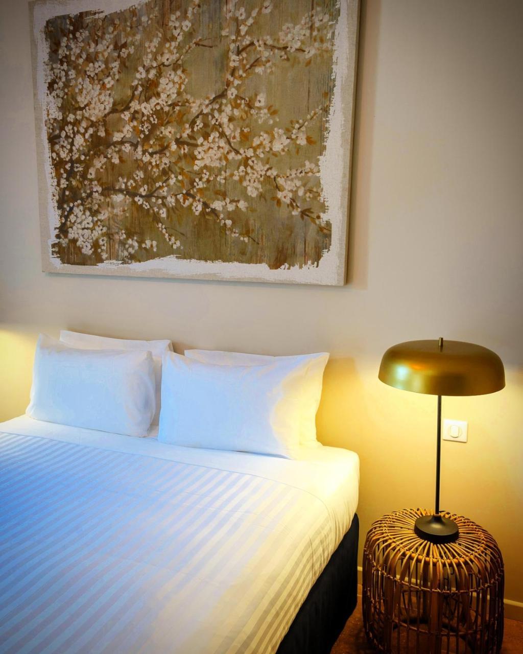 Hotel Domaine De La Limetiere Neuvy-le-Roi Zimmer foto